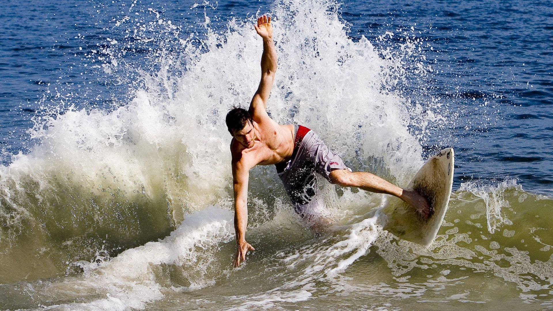 开云下载-东决关键战之夜，武切维奇完成自我救赎  第2张